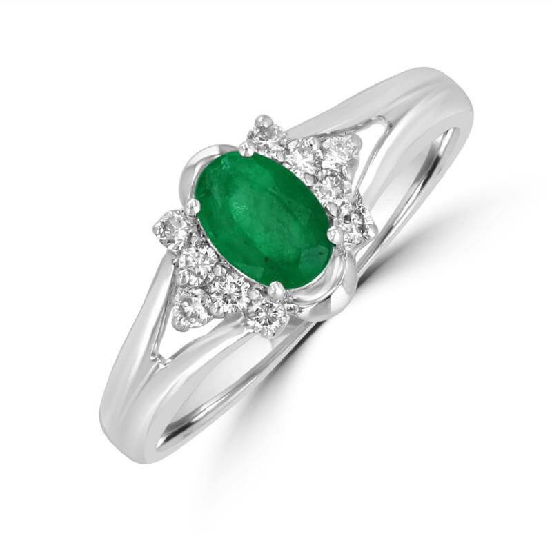 4X6 OVAL EMERALD AND FIVE DIAMONDS ON EACH SIDE RING