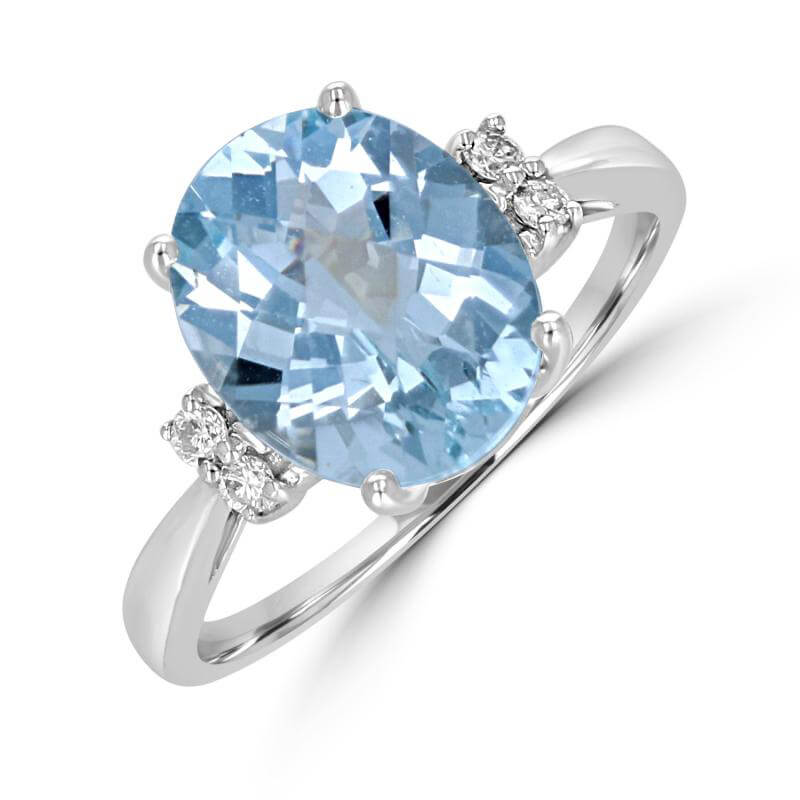 9X11 OVAL AQUAMARINE WITH TWO DIAMONDS EACH SIDE RING