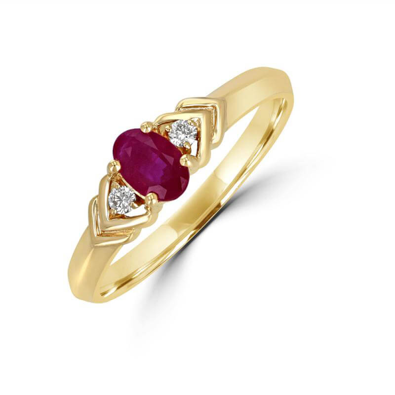 OVAL RUBY & ONEDIA EACHSIDE RING