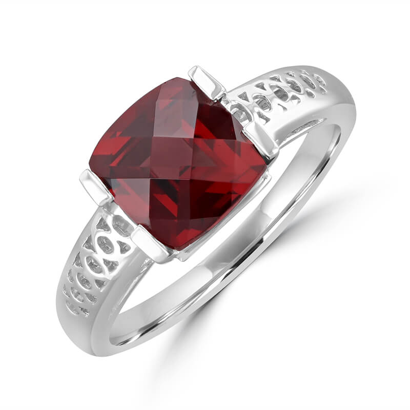 8MM CUSHION CHECKERED GARNET RING